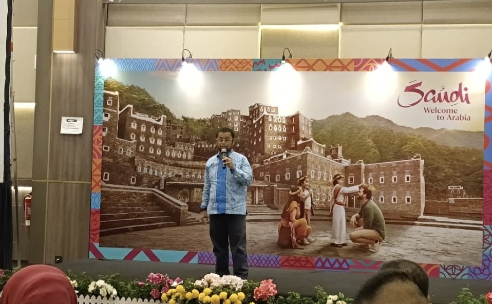 Ketua Asita Riau, Dede Firmansyah di acara Saudi Tourism Authority, Pekanbaru (foto/riki)