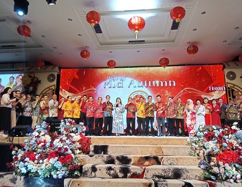 Festival Kue Bulan atau Zhong Qiu 2576.