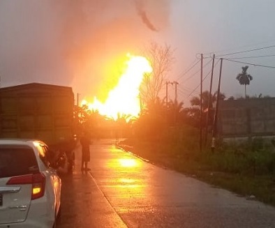 Kebakaran pipa gas TGI di Inhil.
