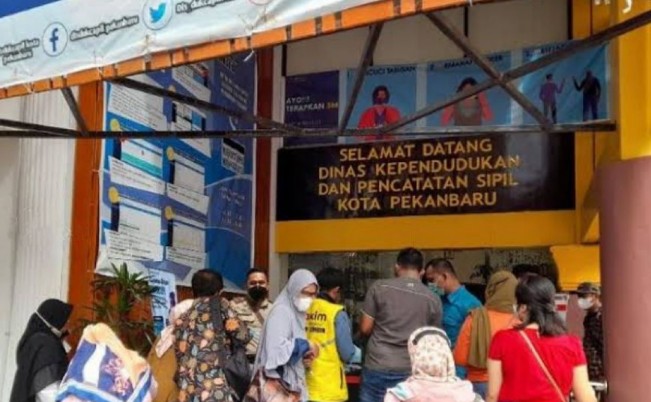 Disdukcapil Pekanbaru tetap buka saat Libur Natal 2025 (foto/Tata)