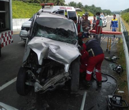 Kecelakaan maut di Tol Pekanbaru-Dumai.(foto: mcr)