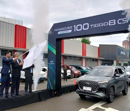 Penyerahan 100 unit Chery Tiggo 8 CSH ke konsumen di Jakarta. Foto viva