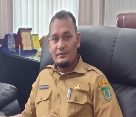 Plt Kepala Badan Pengelolaan Keuangan dan Aset Daerah (BPKAD) Rokan Hilir, Sarman Syahroni (foto/Afrizal)