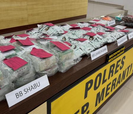 Polisi bongkar penyelundupan 30 Kg sabu dan vape narkotika di Meranti (foto/MCR)