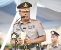 Kapolda Riau Irjen Pol. Arman Achdiat.