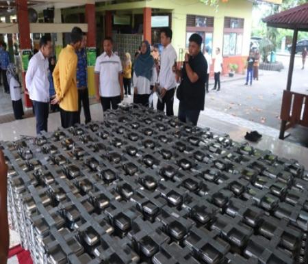 Gubernur Riau, Abdul Wahid evaluasi program MBG di Riau.(foto: int)