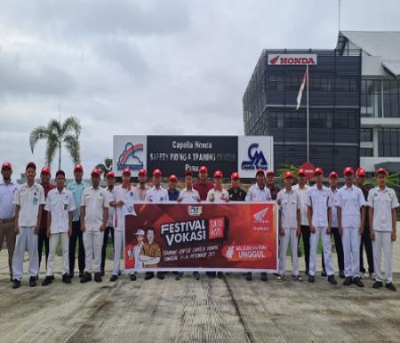 Para peserta kegiatan Festival Vokasi Satu Hati Tingkat Regional Riau 2025.(foto: istimewa)