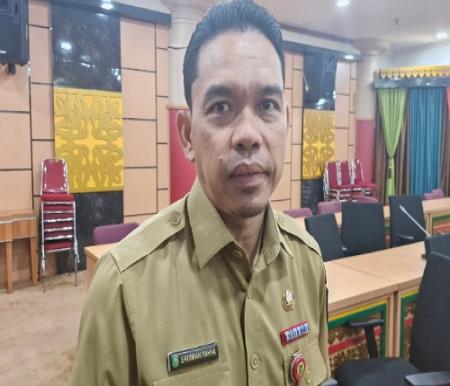 Kepala Dinas Pendidikan Riau, Erisman Yahya (foto/dok-halloriau)