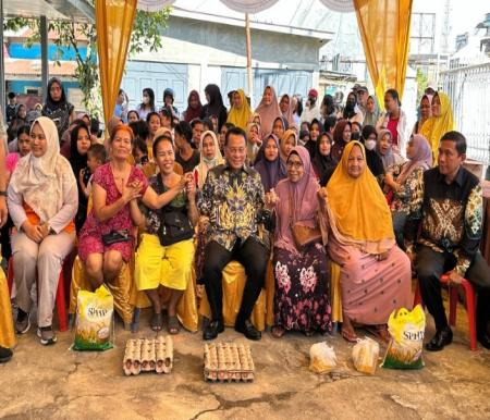 Bupati Bistamam lepas Gerakan Pangan Murah di Bagan Sinembah (foto/afrizal)