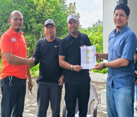 Yusuf atau Opung (dua dari kiri) terpilih sebagai Ketua FKDR (foto/ist)