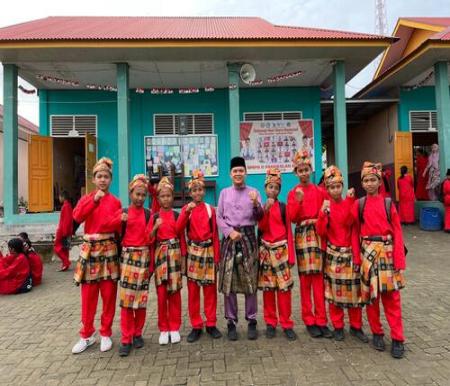 SMPN 5 Pangkalan Kerinci telah menjadi pilihan utama bagi lulusan SD di sekitarnya. (Foto: Andy Indrayanto)