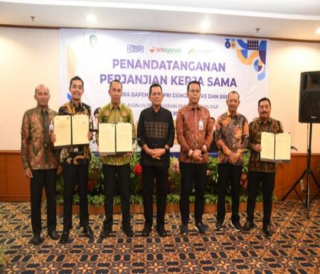 BRK Syariah Tanjungpinang dan Bapenda Kepri jalin kerja sama layanan pembayaran pajak daerah (foto/Yuni)