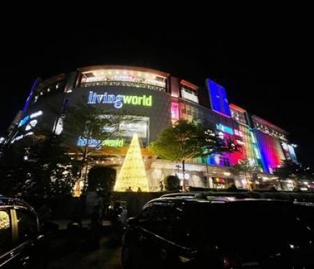 Mall Living World.