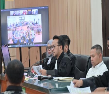 Penasihat hukum Gubernur nonaktif Abdul Wahid membongkar kejanggalan dokumen pemeriksaan dalam sidang lanjutan di Pengadilan Negeri Pekanbaru (foto/ist)