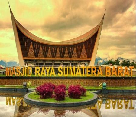 Masjid Raya Sumbar.(foto: int)