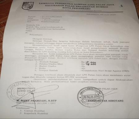 Warga Kelurahan Palas keluhkan soal besaran iuran sampah oleh LPS (foto/Mimi)