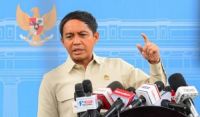 Ilustrasi KPK buka alasan belum panggil Menhut Raja Juli Antoni (foto/int)