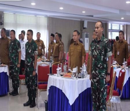Pemko Pekanbaru memperkuat sinergi Forkopimda hadapi bencana hidrometeorologi (foto/Tata)
