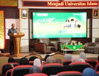 Rektor UIR Assoc. Prof. Dr. Admiral, S.H.,M.H.