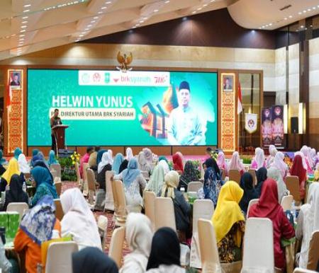 BRK Syariah dan Dekranasda Riau bersinergi menggelar literasi keuangan untuk pengrajin dan UMKM Riau. (Foto: Istimewa)
