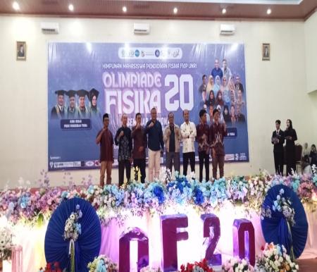 Olimpiade Fisika XX FKIP Unri berakhir meriah (foto/ist)