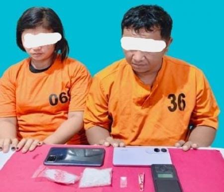 Polres Pelalawan ungkap kasus narkotika, dua tersangka ditangkap (foto/Andy)