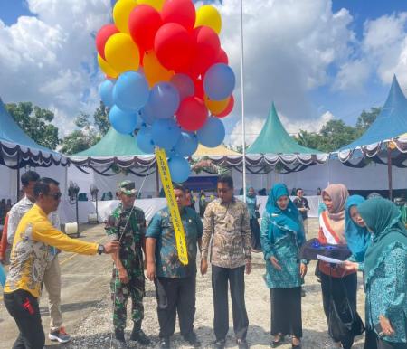 Wabup Rohil, Jhony Charles buka lomba masak serba ikan (foto/afrizal)