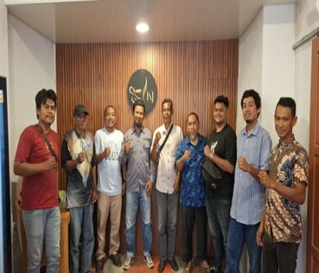 Forum Jurnalis Literasi rapat membahas persiapan lomba menulis surat bagi pelajar tingkat SMA/sederajat tahun 2025 (foto/Afrizal)