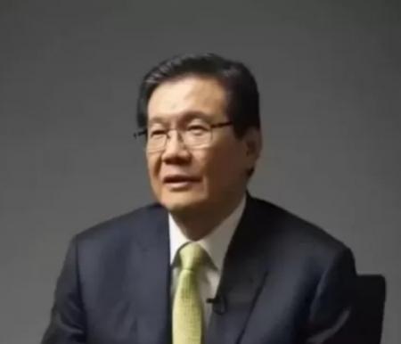 Prajogo Pangestu.