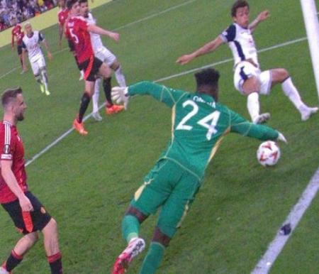 Brennan Johnson mencetak gol.
