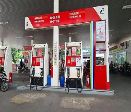 Harga BBM non subsidi naik, pertalite diburu konsumen di Pekanbaru.(ilustrasi/int)