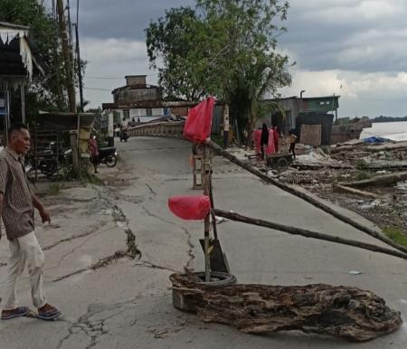 Kondisi Jalan Gerilya Parit 7 Tembilahan Hulu (foto/Ayendra)