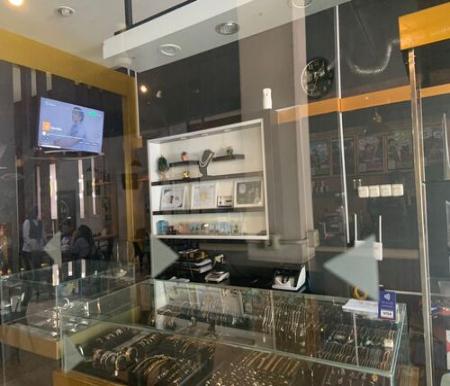 Galeri emas di Pegadaian yang cocok untuk investasi jangka panjang. (Foto: Meri Yindani)