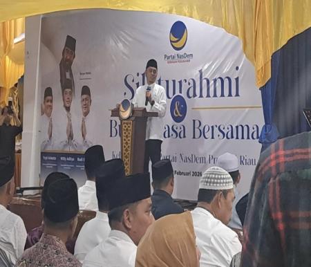 Ketua DPW Willy Aditya dalam acara Silaturahmi Ramadan NasDem Riau di Pekanbaru (foto/riki)